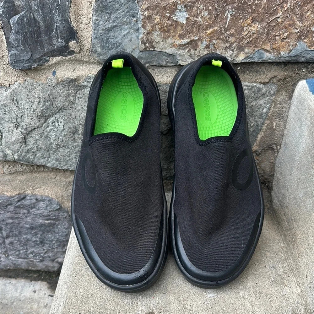 OOFOS Men's OOMG Sport Eezee Low in Black Shoe Size 9.5